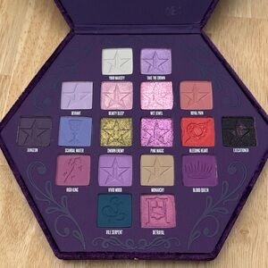 Jeffree Star Blood Lust Eyeshadow Palette in Velvet Box